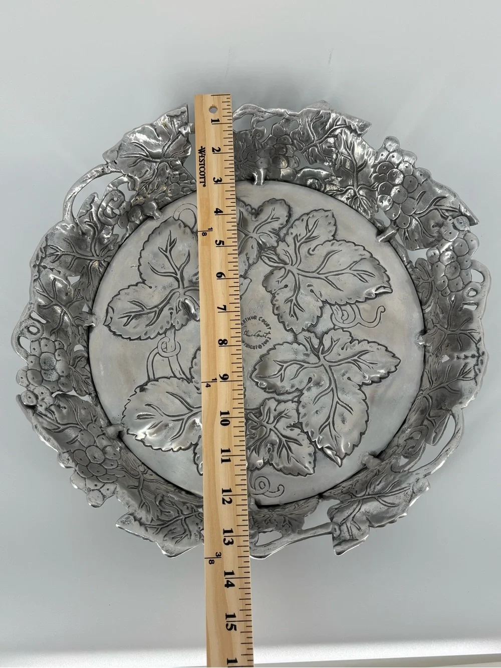 Signed Arthur Court 2003 Grapevine Aluminum Serving Tray Bowl Platter 13”